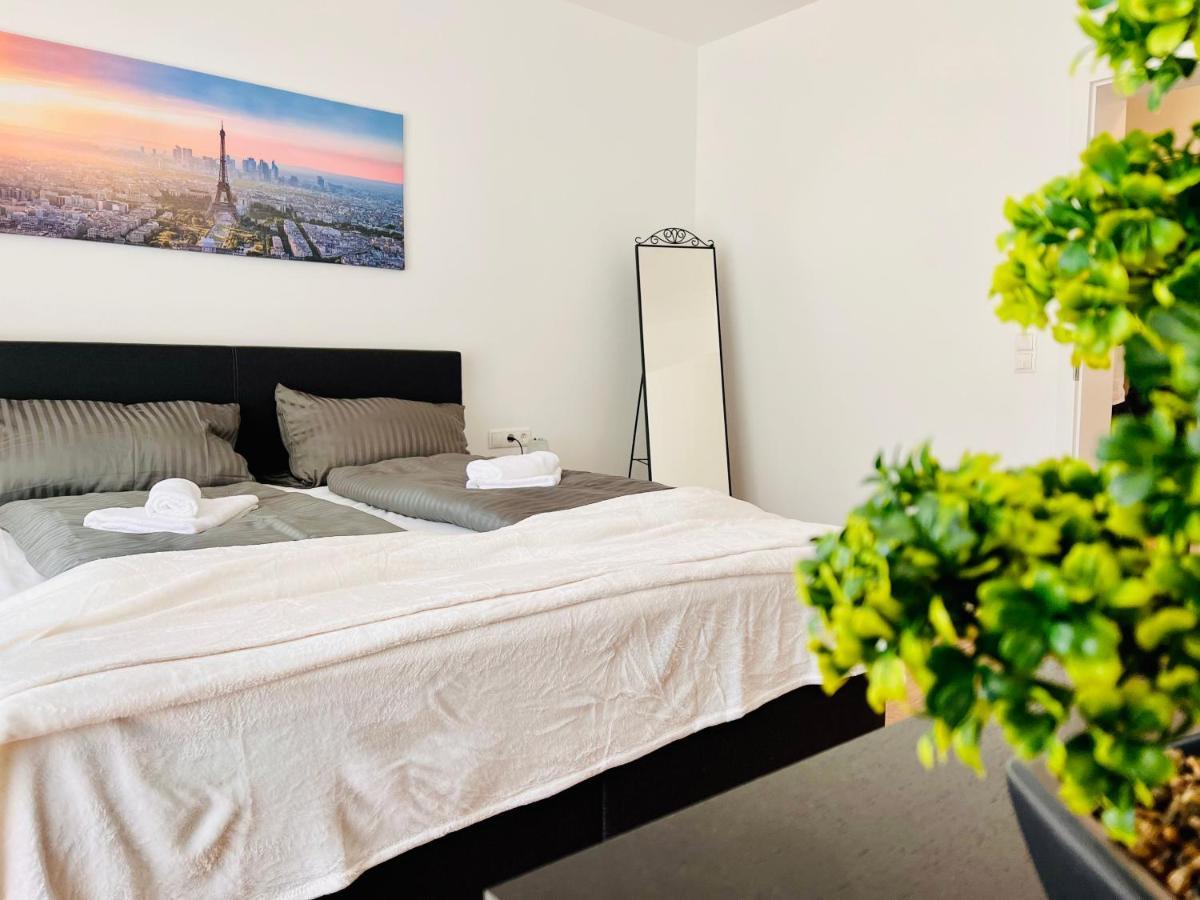 Idyllische Ferienwohnung Mit Balkon & Ausblick Arzbach エクステリア 写真